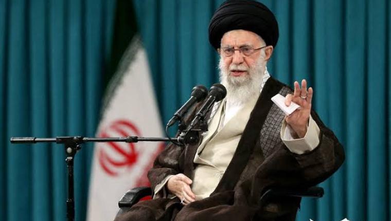 Ayatollah Khamenei: Ancaman Trump Tidak Akan Goyahkan Iran